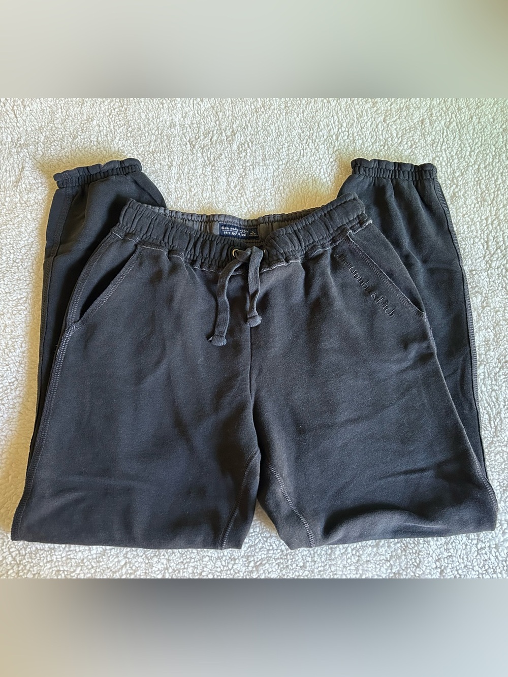 Abercrombie High Neck Sweatshirt & Sweatpants - Picture 6 of 14